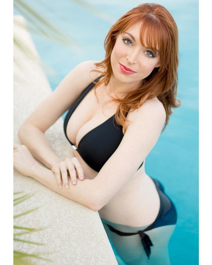 Lisa Foiles