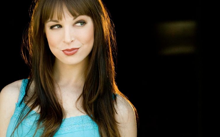 Lisa Foiles