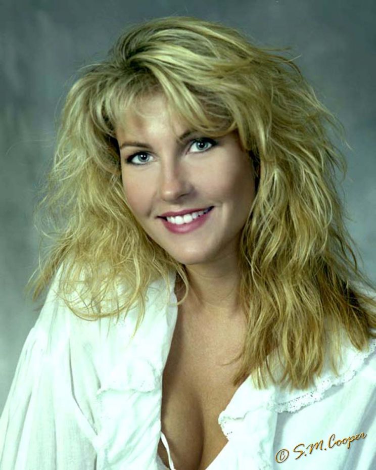 She is an actress and talent agent, known for H&amp;ocirc;pital cen...
