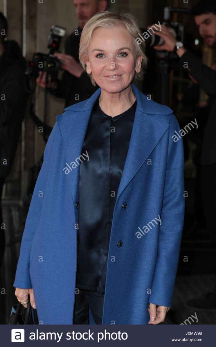 Lisa Maxwell