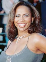 Lisa Nicole Carson