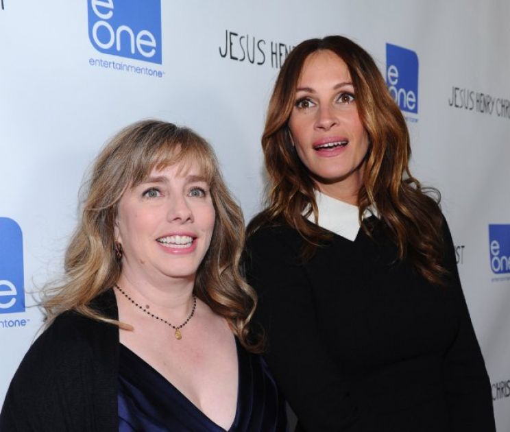 Lisa Roberts Gillian