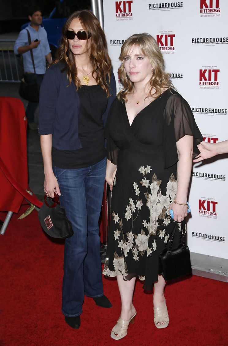 Lisa Roberts Gillian