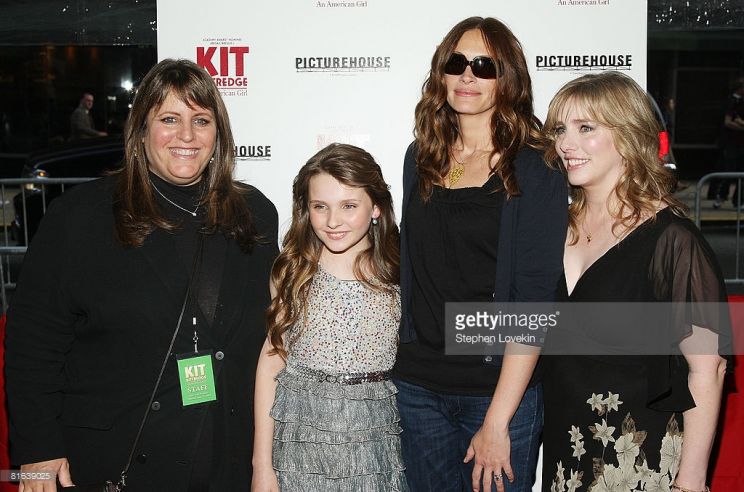 Lisa Roberts Gillian