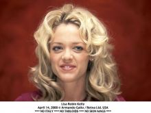 Lisa Robin Kelly