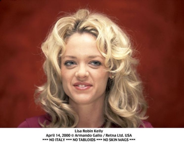 Lisa Robin Kelly