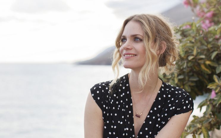 Liv Mjönes