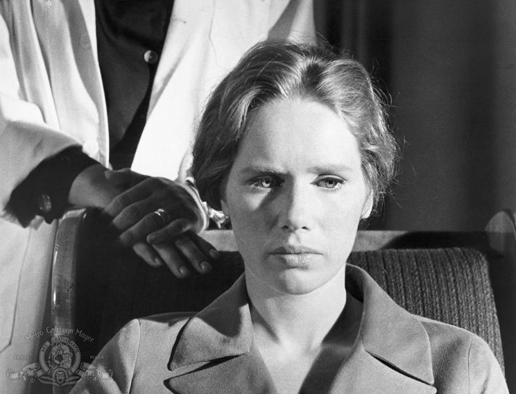 Liv Ullmann