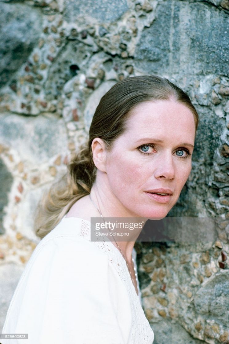 Liv Ullmann