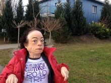 Liz Carr