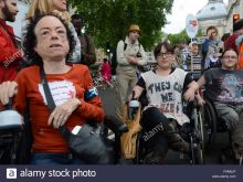 Liz Carr