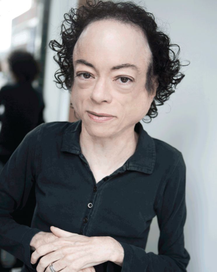 Liz Carr