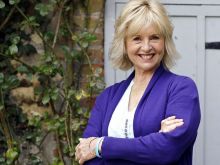 Liza Goddard photo