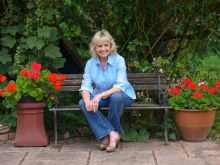 Liza Goddard