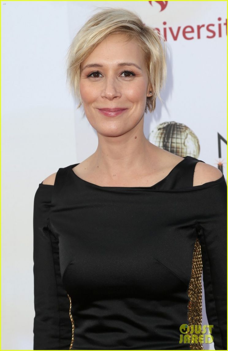 Liza Weil