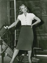 Lizabeth Scott photo