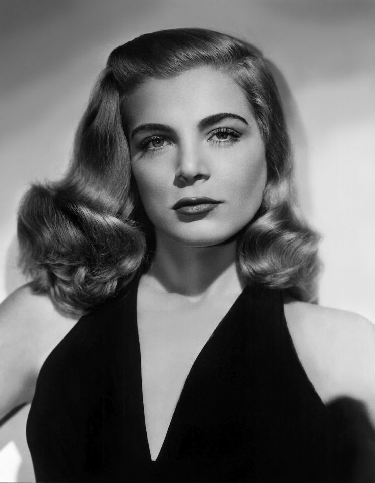 Lizabeth Scott