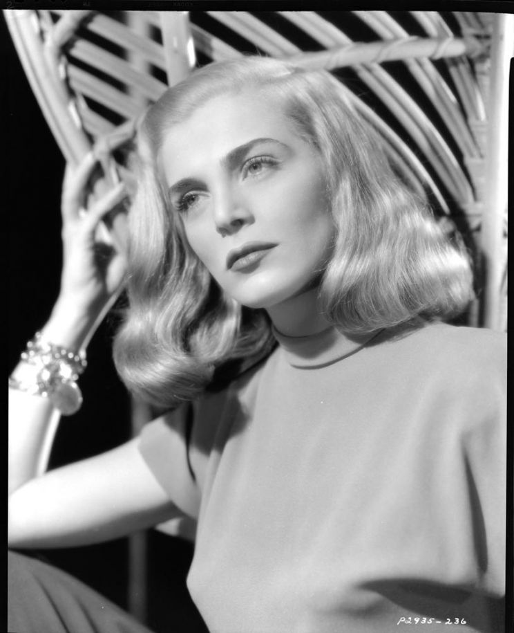 Lizabeth Scott