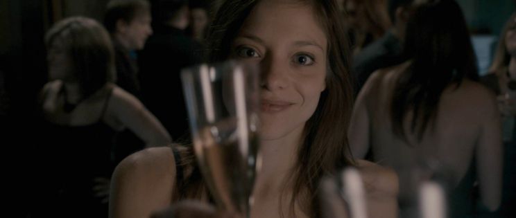 Lizzie Brocheré