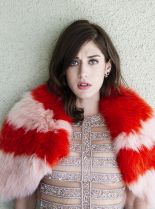 Lizzy Caplan #20703 picture (Portrait Medium)