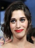 Lizzy Caplan