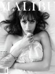 Lizzy Caplan