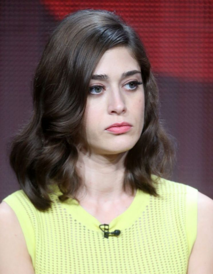 Lizzy Caplan