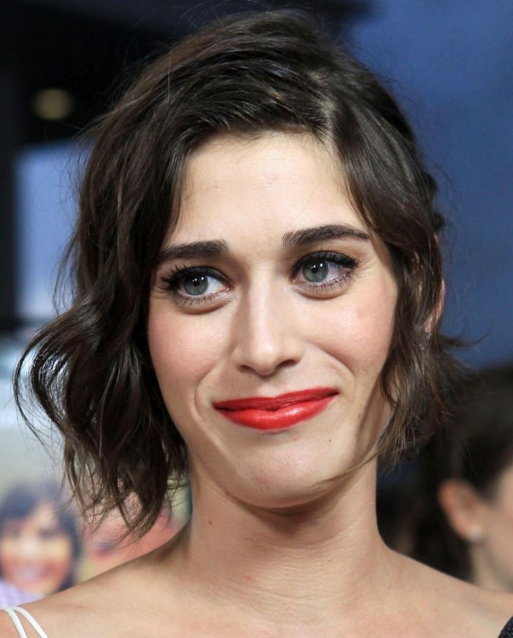 Lizzy Caplan