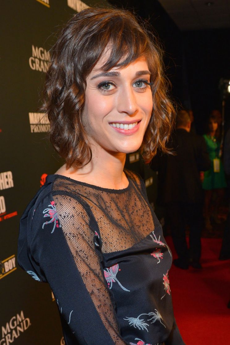 Lizzy Caplan