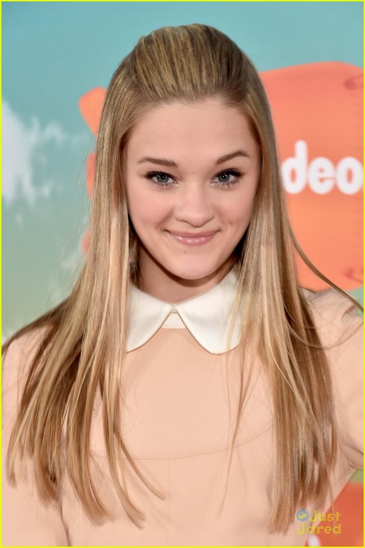 Lizzy Greene