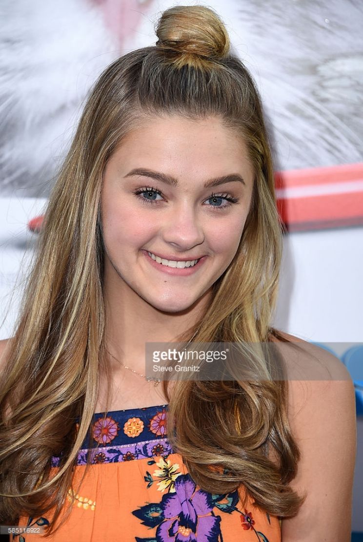 Lizzy Greene