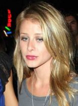 Lo Bosworth photo