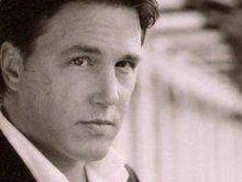 Lochlyn Munro