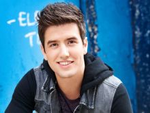 Logan Henderson