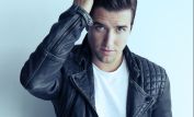 Logan Henderson