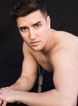 Logan Henderson