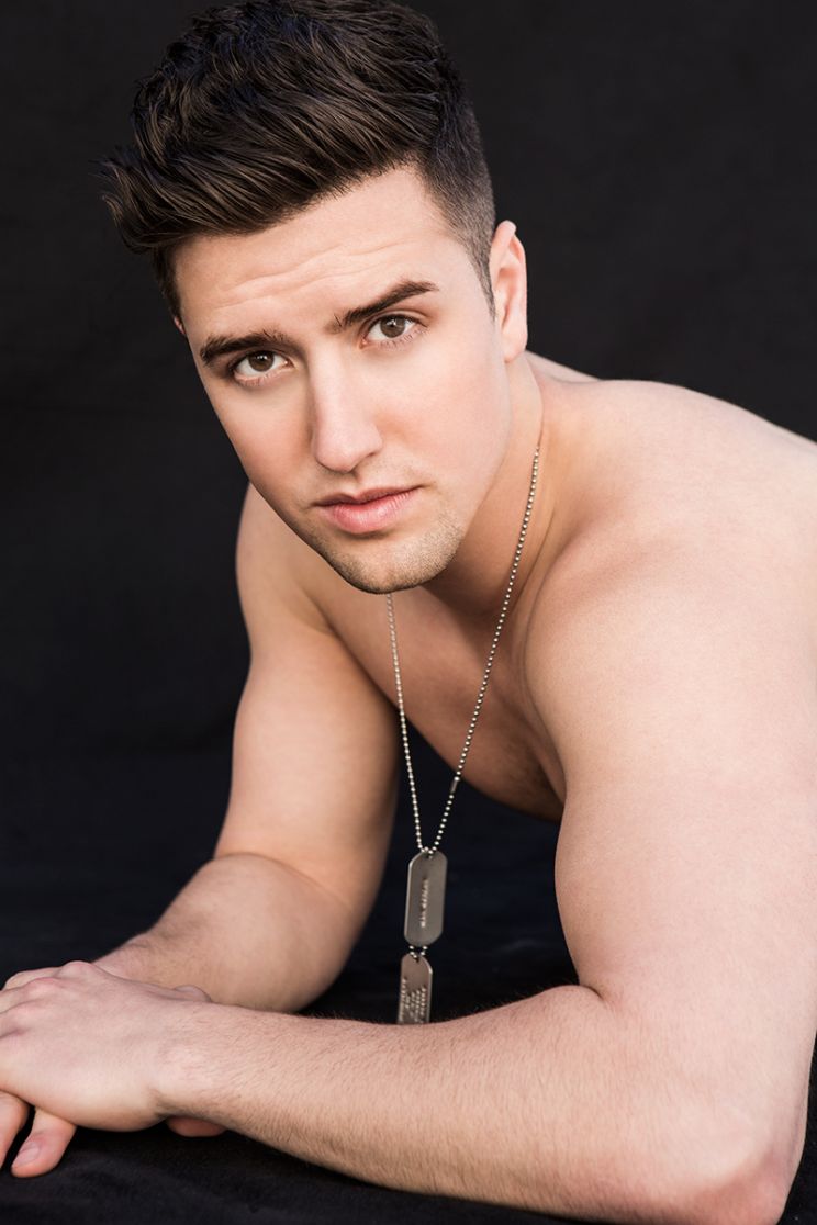 Logan Henderson