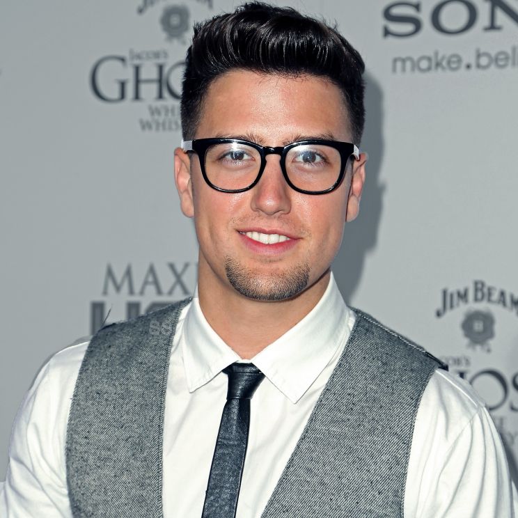 Logan Henderson