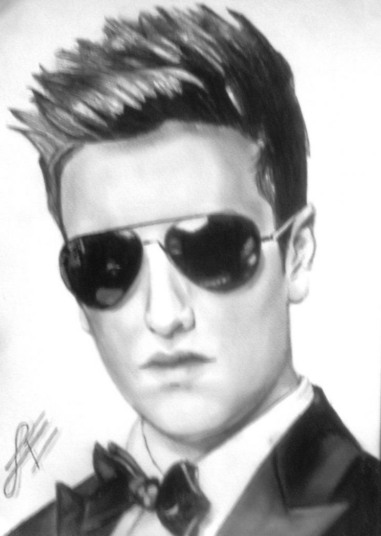 Logan Henderson