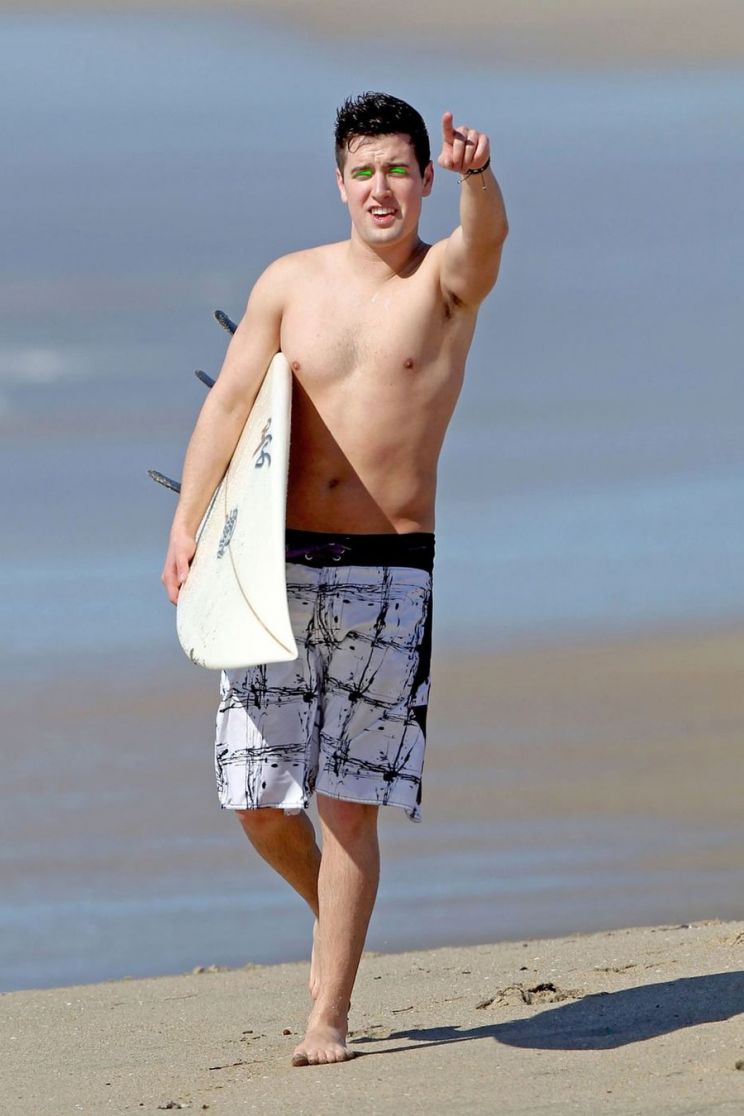 Logan Henderson