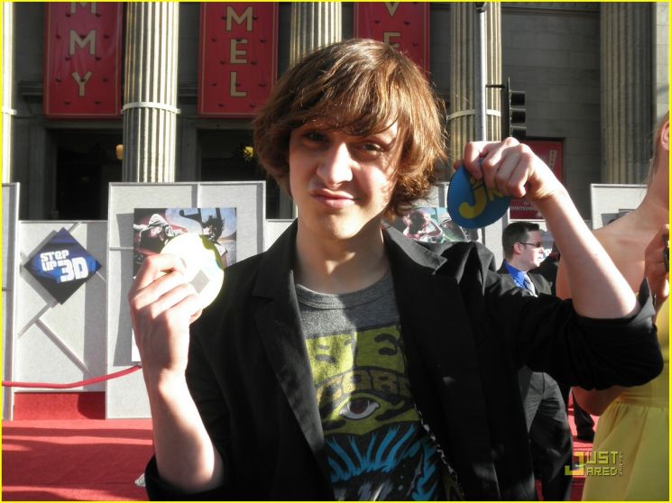 Logan Miller