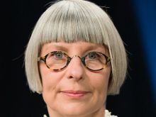 Lois Burwell
