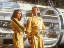 Lois Chiles #250461 picture (Landscape Medium)