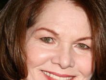 Lois Chiles