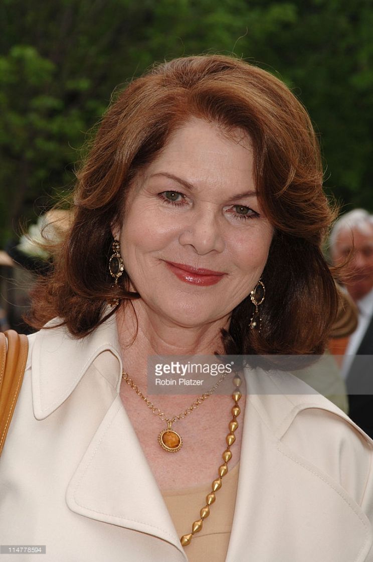 Lois Chiles