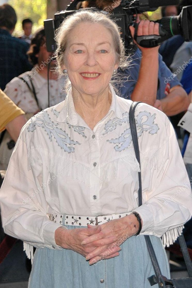 Lois Hall