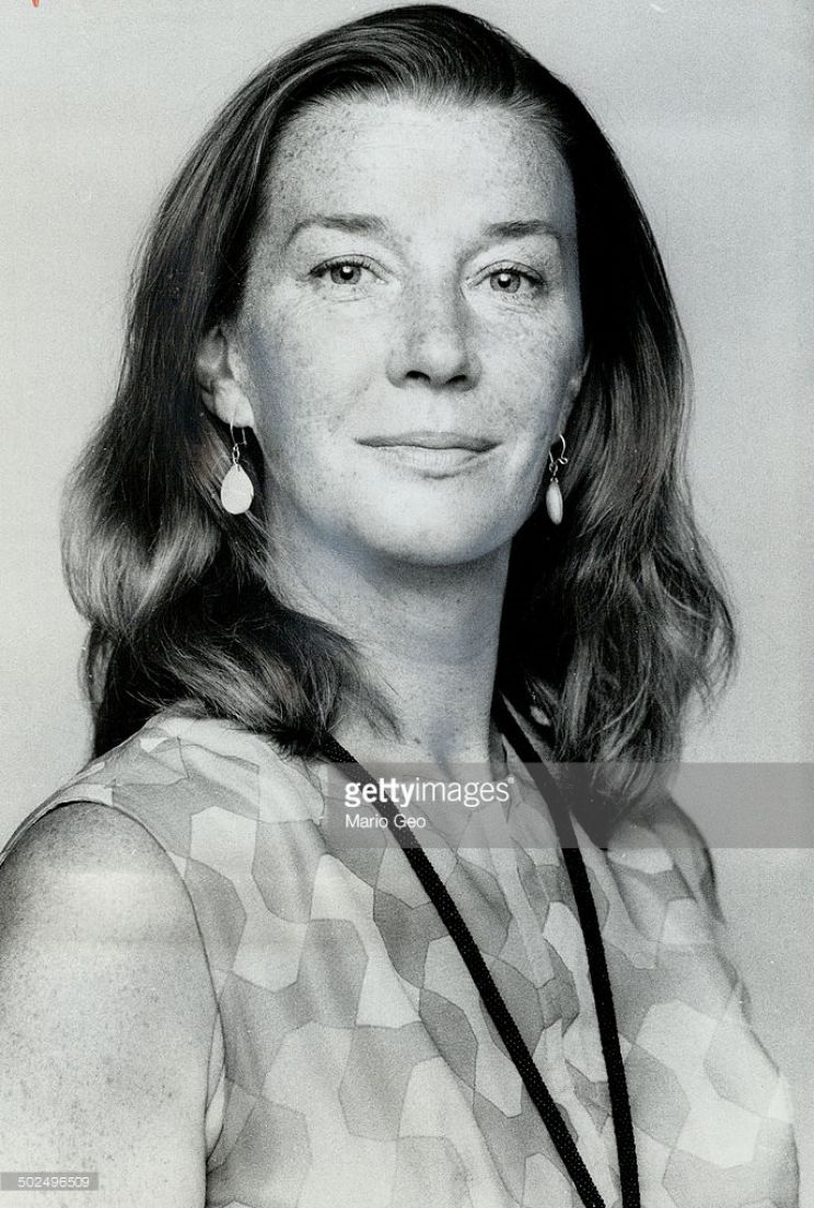 Lois Maxwell