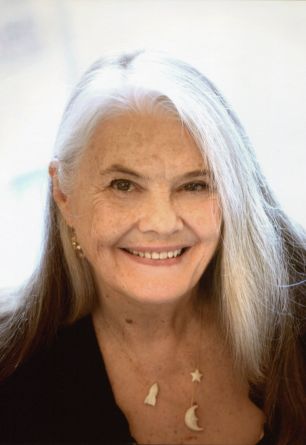 Lois Smith