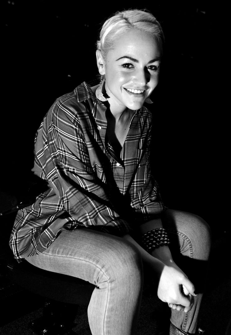 Lois Winstone