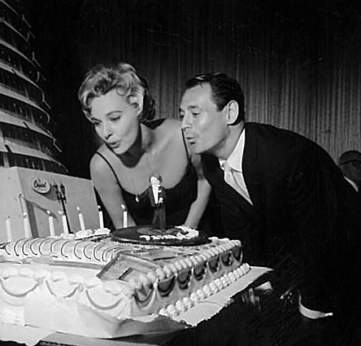 Lola Albright